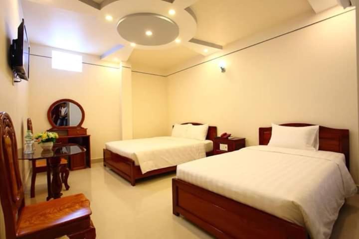 Khach San Long Ty Cà Mau Exterior photo